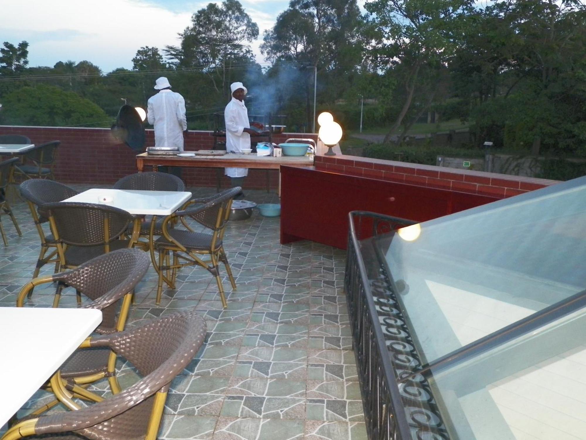 Soluxe Club International Hotel Nairobi Luaran gambar